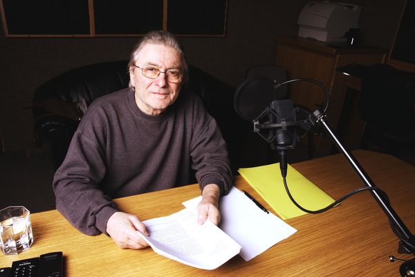 Ladislav Mrkvi�ka p�i nat��en� Tajemstv� Velk�ho Vonta