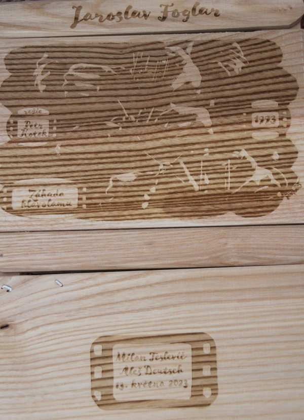 Klapka 30 let Z�hady hlavolamu